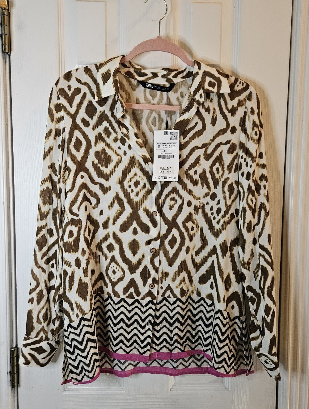 Zara Brown, White & Pink Printed Button-Down Blouse, NWT, Sz S, P2P 19"